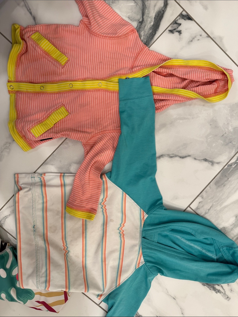 Patagonia 12-18 hoody capilene bundle